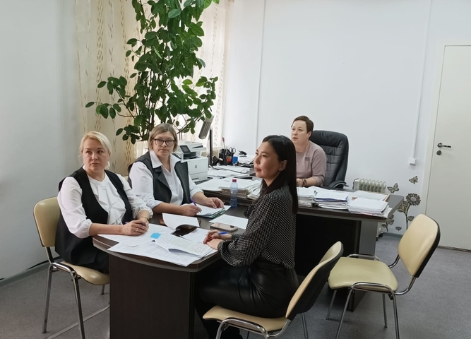 Рабочее совещание с представителями 42 муниципальных межведомственных групп