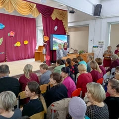 Приняли участие в общешкольном родительском собрании МОУ ИРМО «Оёкская СОШ»