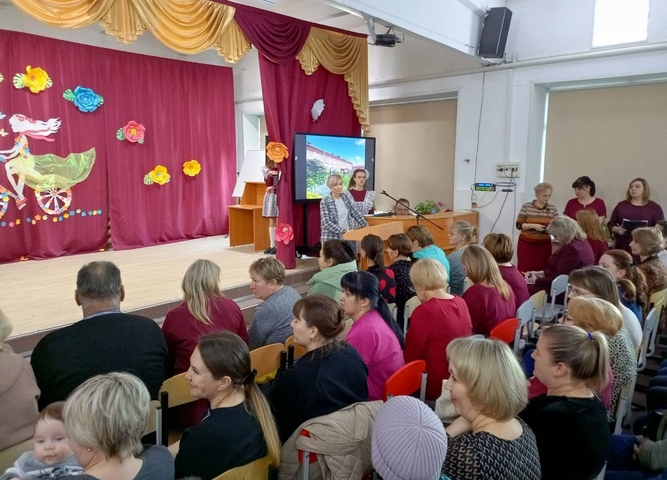 Приняли участие в общешкольном родительском собрании МОУ ИРМО «Оёкская СОШ»